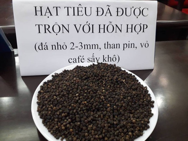 Công an Đắk Nông: Phế phẩm cà phê nhuộm pin con Ó được bán với giá 9.000 đồng/kg - Ảnh 2. Công an Đắk Nông: Phế phẩm cà phê nhuộm pin con Ó được bán với giá 9.000 đồng/kg - Ảnh 2.