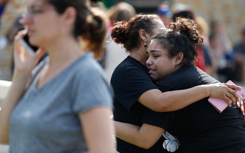 Xả súng trong trường học ở Mỹ, ít nhất 8 người thiệt mạng  - Ảnh 2.