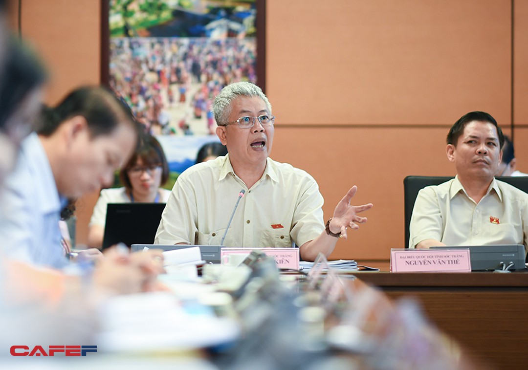 Ngân sách cứ tăng thu dựa vào đất, tài nguyên và cổ phần hóa thì đến khi bán hết sẽ tăng thu bằng gì? - Ảnh 2. Ngân sách cứ tăng thu dựa vào đất, tài nguyên và cổ phần hóa thì đến khi bán hết sẽ tăng thu bằng gì? - Ảnh 2.