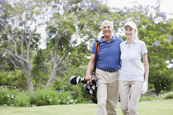 Có thể bạn sẽ bất ngờ: Một buổi chơi golf có lợi ích bằng 1 tuần tập thể dục - Ảnh 1.