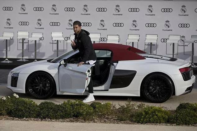 Ramos có bộ sưu tập xe sang 60 tỷ, nhưng chiếc xe cổ này mới là con cưng - Ảnh 7.
