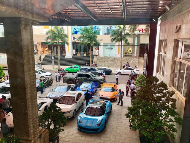 Hành trình tiền trạm Car & Passion 2019 xuyên đêm từ Sài Gòn lên Tây Nguyên của đoàn siêu xe Việt Nam - Ảnh 15.