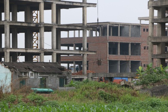 Cận cảnh hoang tàn dự án bệnh viện 700 giường đầu tư 850 tỉ đồng - Ảnh 12.