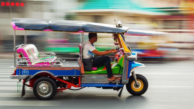 Tự truyện Vua rong biển Thái Lan: Thiếu niên 18 tuổi bỏ học đi bán hạt dẻ và bài học về đồng tiền dễ, đồng tiền khó - Ảnh 1.