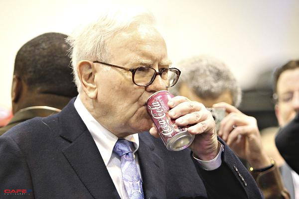 Là tỷ phú giàu thứ 3 thế giới nhưng bữa sáng của Warren Buffett chỉ bằng một bát phở 70 nghìn đồng - Ảnh 1.