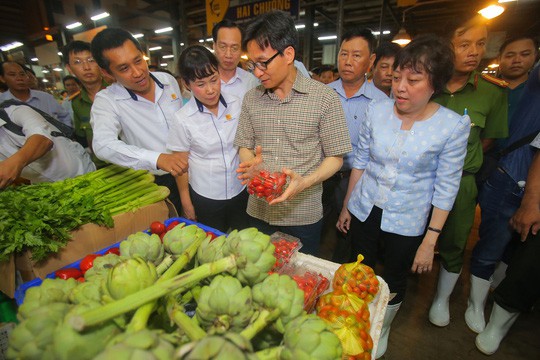 Phó Thủ tướng Vũ Đức Đam nửa đêm thị sát chợ đầu mối Bình Điền - Ảnh 12.