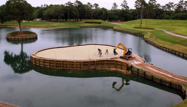 Vì sao hố 17 TPC Sawgrass là hố khó nhất The Players Championship? - Ảnh 2.