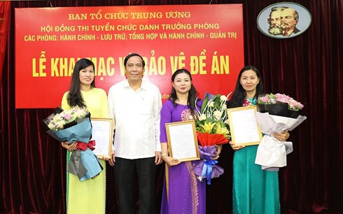 Ban Tổ chức Trung ương bổ nhiệm 3 trưởng phòng sau thi tuyển - Ảnh 1.