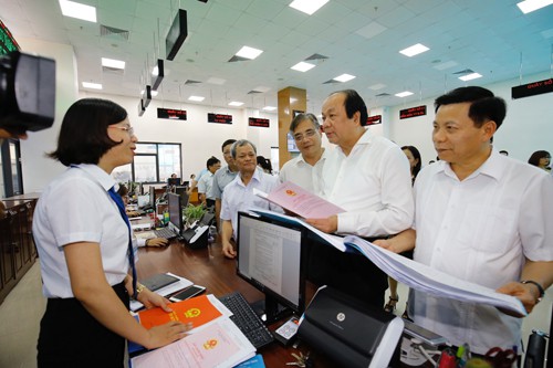  Thủ tướng khen ngợi Bắc Ninh, lưu ý tỉnh 4 vấn đề - Ảnh 2.