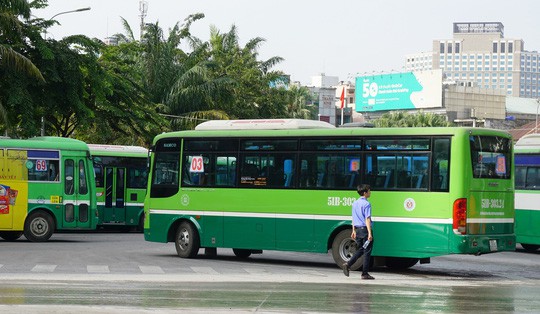 TP HCM bắt đầu có thêm 18 tuyến xe buýt điểm hoạt động - Ảnh 1.