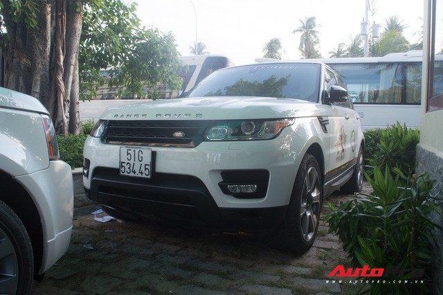 Trực tiếp Hành trình từ trái tim ngày 3: Xuất hiện thêm 2 chiếc Range Rover mới - Ảnh 1.