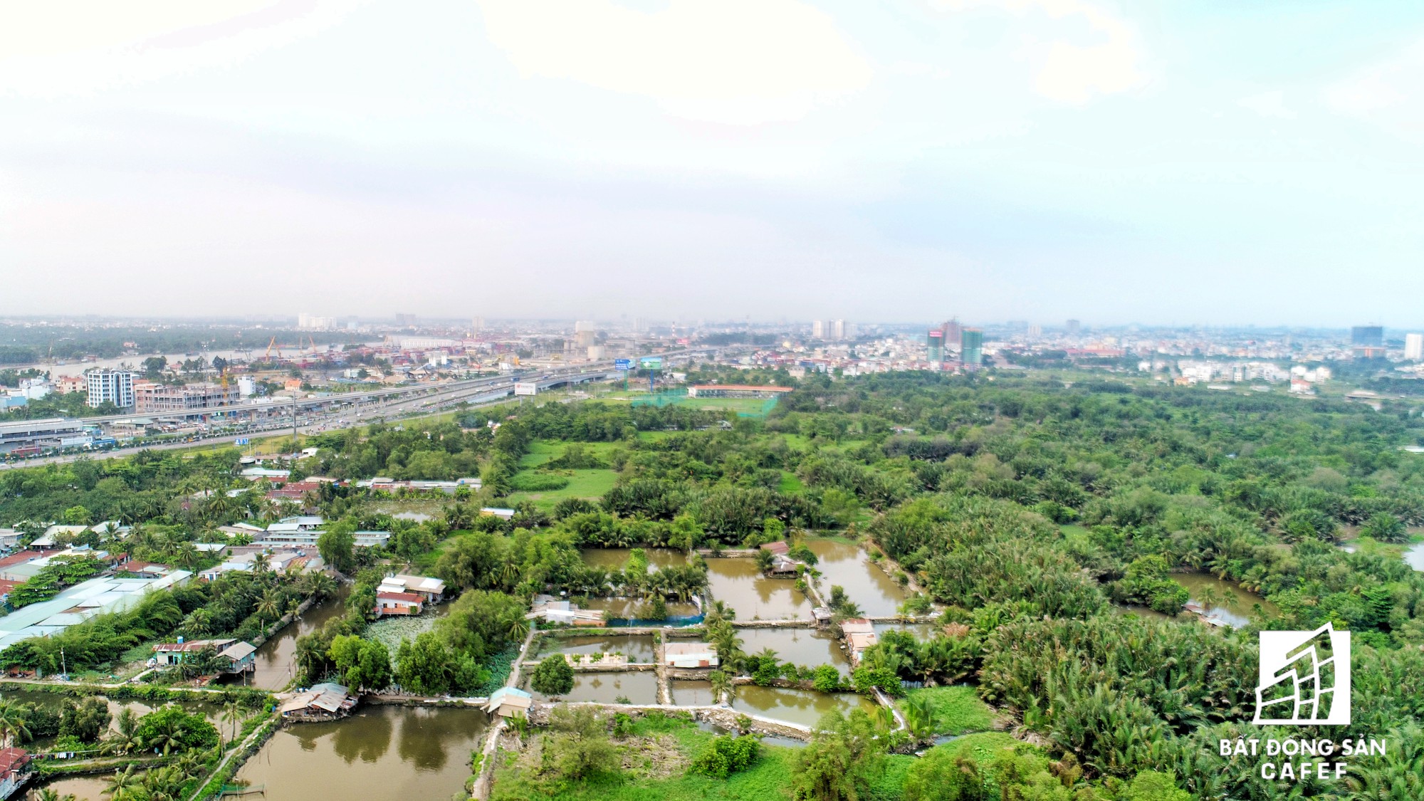Toàn cảnh Khu liên hợp thể thao Rạch Chiếc (TP.HCM) 15.000 tỷ vnđ lỡ hẹn Sea Games 31 nhìn từ trên cao - Ảnh 9. Toàn cảnh Khu liên hợp thể thao Rạch Chiếc (TP.HCM) 15.000 tỷ đồng lỡ hẹn Sea Games 31 nhìn từ trên cao - Ảnh 9.