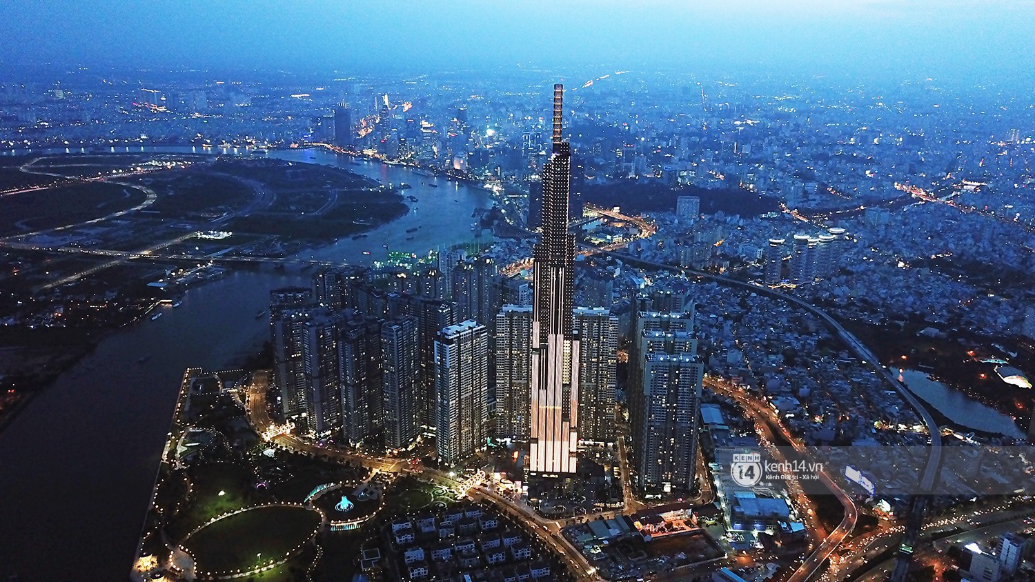 Chùm ảnh: Toàn cảnh toà nhà 81 tầng cao nhất Việt Nam trước ngày ...