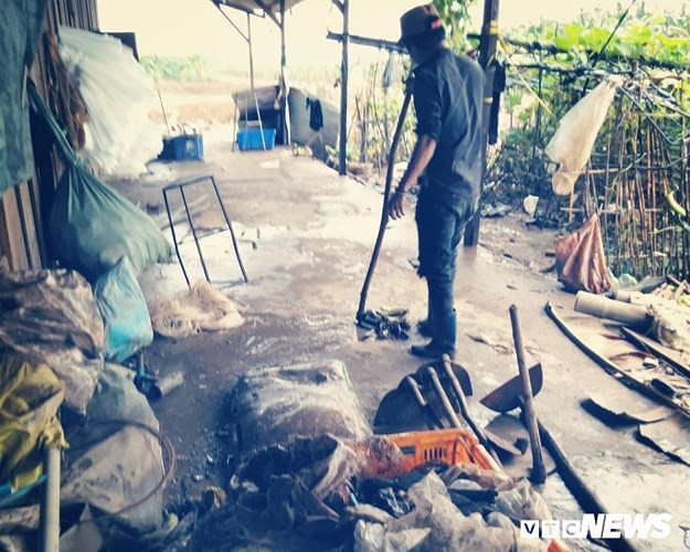 Ảnh: Người Việt thẫn thờ dọn dẹp đổ nát sau vụ vỡ đập thủy điện ở Lào - Ảnh 13.