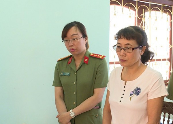 Bà Nga là người duy nhất phụ trách máy tính chấm thi ở Sơn La nhưng không niêm phong - Ảnh 5.