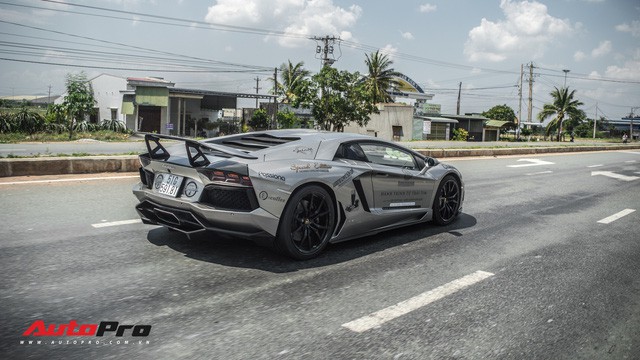 Đại gia cà phê Trung Nguyên bán lại Lamborghini Aventador độ DMC sau hành trình xuyên Việt? - Ảnh 3.