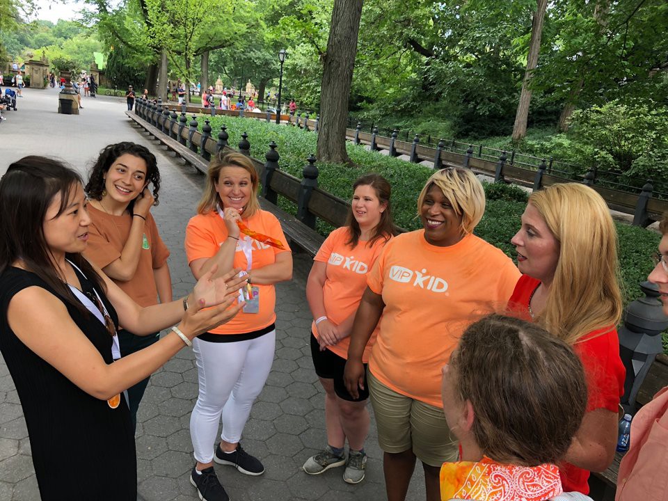 Còn chưa tốt nghiệp cấp 3, cô gái này có một tầm nhìn không tưởng và trở thành bà chủ của startup 3 tỷ USD - Ảnh 1. Còn chưa tốt nghiệp cấp 3, cô gái này có một tầm nhìn không tưởng và trở thành bà chủ của startup 3 tỷ USD - Ảnh 1.