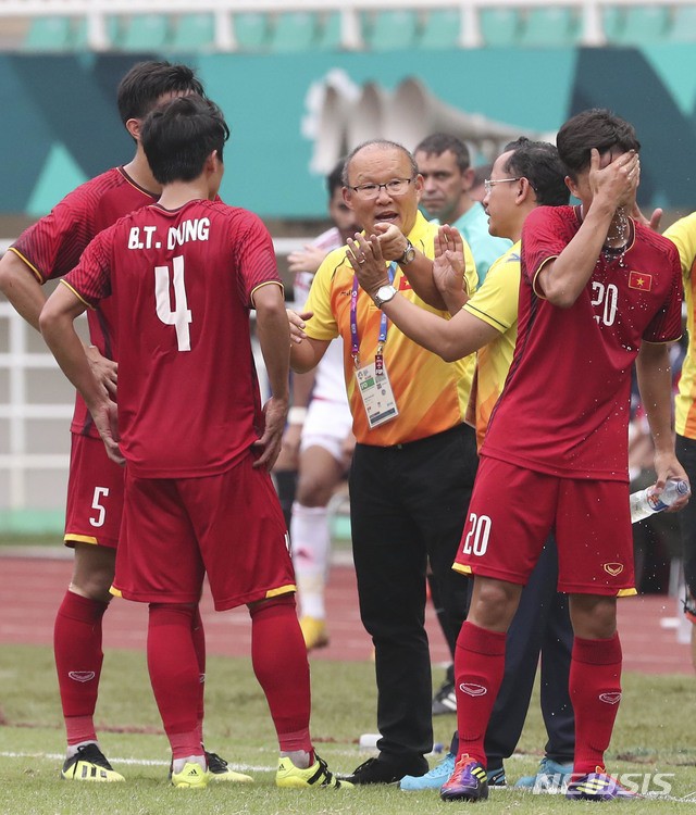 Sau kỳ tích cùng U23 Việt Nam, HLV Park Hang-seo mang đến điều “chưa từng có” ở Hàn Quốc - Ảnh 1.