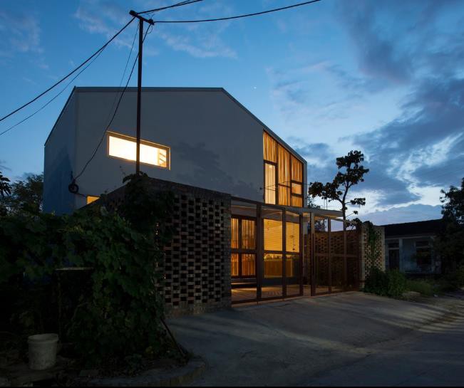 Ngôi nhà có thiết kế lạ tại Hải Phòng đẹp hút hồn xuất hiện trên báo Mỹ - Ảnh 1. Ngôi nhà có thiết kế lạ tại Hải Phòng đẹp hút hồn xuất hiện trên báo Mỹ - Ảnh 1.