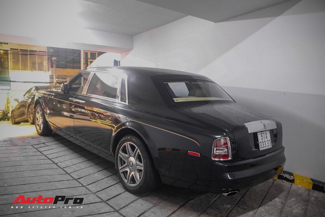 Rolls-Royce Phantom Rồng biển ngũ quý 3 cực độc của đại gia Sài Gòn - Ảnh 12.