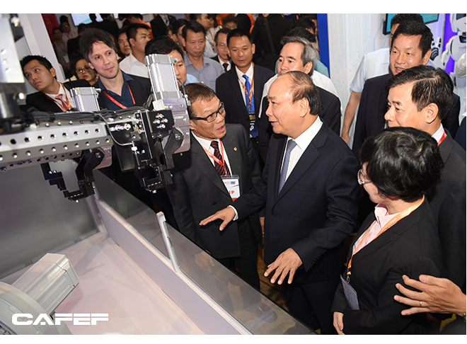 Khát vọng thay đổi với cách mạng 4.0 của Thủ tướng Nguyễn Xuân Phúc - Ảnh 5. Khát vọng thay đổi với cách mạng 4.0 của Thủ tướng Nguyễn Xuân Phúc - Ảnh 5.