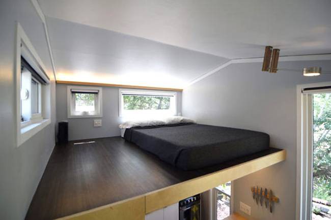 Cặp vợ chồng trẻ sống tha hồ và tiện nghi trong ngôi nhà 18m2 - Ảnh 15.