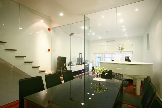 Loại vật liệu này đang tạo bắt buộc cơn sốt trong bề ngoài nhà phố tiên tiến - Ảnh 6.