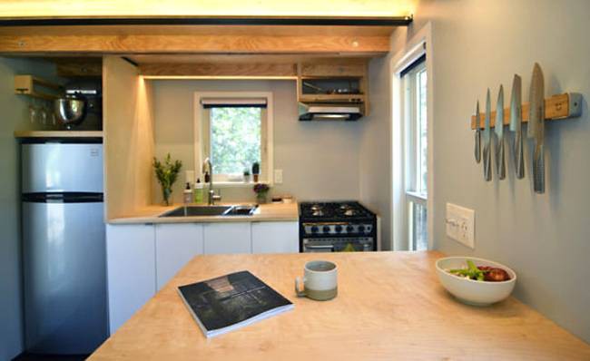 Cặp vợ chồng trẻ sống thoả thích và tiện nghi trong ngôi nhà 18m2 - Ảnh 7.