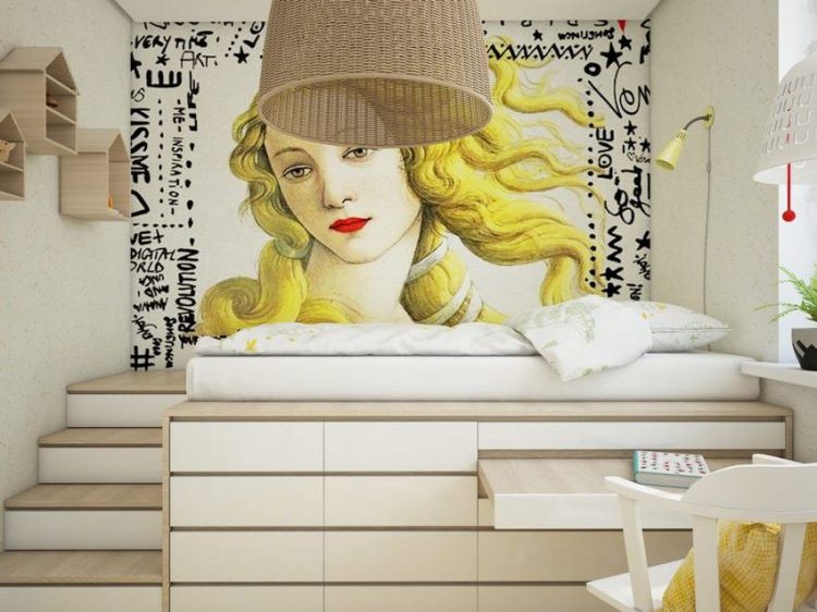 Chiếc giường ngủ cũng có thể được bố trí lên cao với bao quanh là những ngăn kéo đựng đồ thuận tiện, thậm chí có thể là bàn học hoặc bàn làm việc xinh xắn.