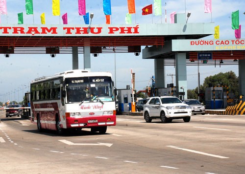 Bắt khẩn cấp giám đốc trốn thuế tại trạm thu phí cao tốc TP HCM - Trung Lương - Ảnh 1.
