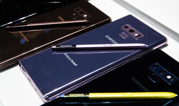 Doanh số iPhone sụt giảm, nhưng người buồn nhất lại chính là Samsung - Ảnh 3.