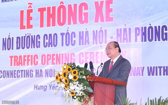 Thủ tướng phát lệnh thông xe cầu Hưng Hà gần 3.000 tỉ đồng - Ảnh 1.