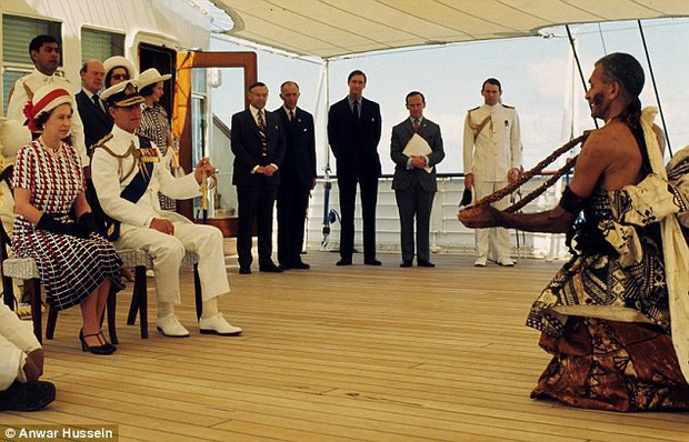 Lời nguyền trăng mật trên chiếc du thuyền sang trọng bậc nhất hoàng gia: 4 cặp đôi đều tan nát gia đình, trong đó có 3 người con của Nữ hoàng Anh - Ảnh 5.