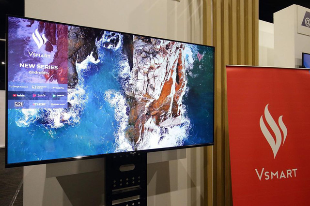 TV thông minh 55 inch của Vsmart lộ ảnh thực tế: chạy Android TV, điều khiển bằng giọng nói, không kém cạnh Samsung, LG hay Sony - Ảnh 2.