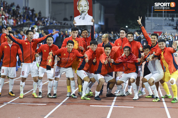 Lịch sử: Lần đầu tiên sau 10 năm, thể thao Việt Nam kết thúc SEA Games 30 với vị trí thứ hai toàn đoàn, lần đầu tiên sau 16 năm đứng trên Thái Lan - Ảnh 1.