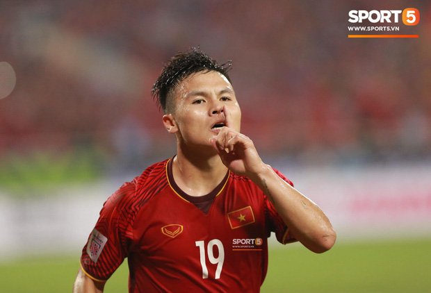 Báo hàng đầu châu Á chọn ra 5 cầu thủ Việt Nam hay nhất năm 2019: Văn Hậu xuất sắc thế cũng không có tên, nhưng vị trí số 1 thì không bất ngờ - Ảnh 9.