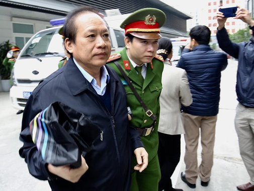 Tuyên án vụ MobiFone mua AVG: Bị cáo Nguyễn Bắc Son bị tuyên án Chung thân, Trương Minh Tuấn 14 năm tù - Ảnh 5.