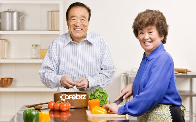 Người Nhật dựa vào đâu sống lâu nhất thế giới? 3 nguyên tắc cơ bản trong bữa tối là chìa khóa giúp họ thọ hơn ta 10 năm - Ảnh 3.