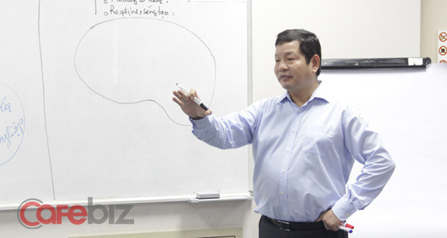 Chủ tịch FPT Trương Gia Bình: Hối tiếc lớn nhất của tôi là quá tin anh em và tầm nhìn hạn hẹp, nên đã bỏ qua nhiều cơ hội làm ra những thứ lớn lao như Facebook hoặc WeChat - Ảnh 1. Chủ tịch FPT Trương Gia Bình: Hối tiếc lớn nhất của tôi là quá tin anh em và tầm nhìn hạn hẹp, nên đã bỏ qua nhiều cơ hội làm ra những thứ lớn lao như Facebook hoặc WeChat - Ảnh 1.