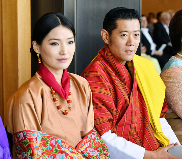 Năm 2019 lên hương của Hoàng hậu Bhutan khiến cộng đồng mạng thế giới phải chao đảo - Ảnh 2.