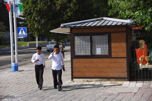 Lặng nhìn cuộc sống thường ngày ở thủ đô Bình Nhưỡng (Triều Tiên) - Ảnh 5.