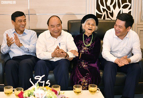 Thủ tướng: Thái Bình phải là tỉnh gương mẫu mọi mặt và giàu có - Ảnh 3.