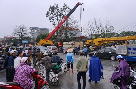  Vụ tai nạn liên hoàn khiến 4 người thương vong: Xác định nguyên nhân ban đầu  - Ảnh 1.