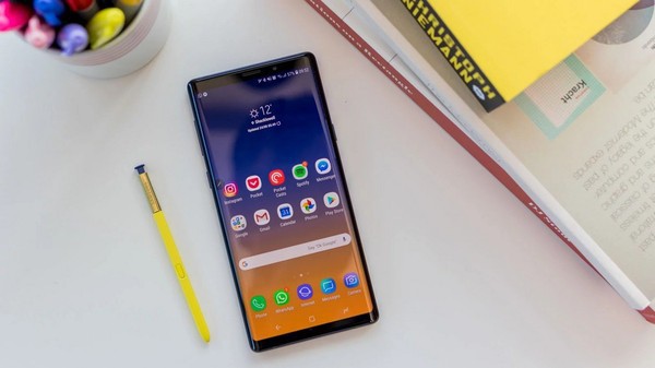 10 smartphone tốt nhất nửa đầu năm 2019, ai muốn mua điện thoại mới nên biết - Ảnh 4.