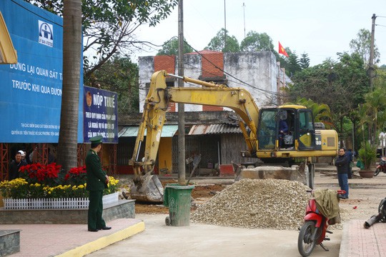 An ninh thắt chặt, phóng viên quốc tế có mặt tại Ga Đồng Đăng trước Thượng đỉnh Mỹ-Triều - Ảnh 7.