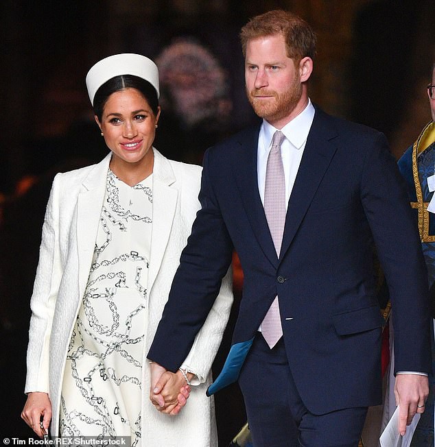 Sự rạn nứt mới giữa hai nàng dâu hoàng gia: Vì Meghan, Công nương Kate một lần nữa phải muối mặt khi bị đào mộ lại quá khứ không mấy tốt đẹp này - Ảnh 2.