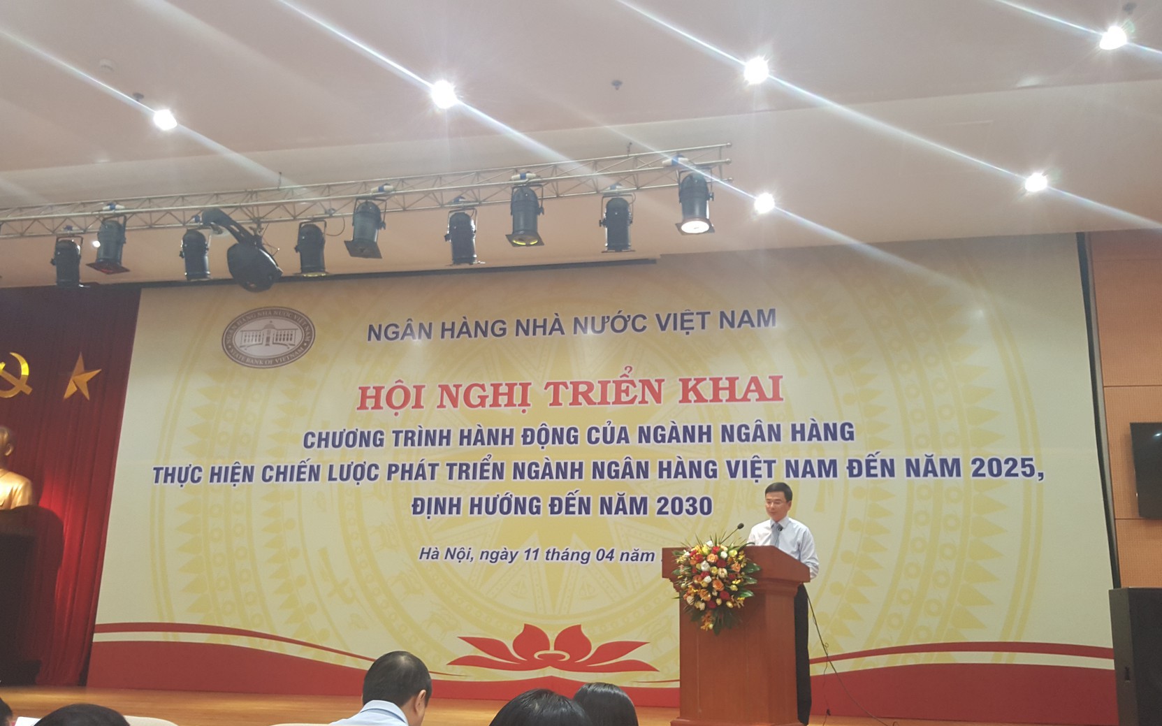 Ngành ngân hàng đặt mục tiêu có 3-5 ngân hàng niêm yết trên thị trường chứng khoán nước ngoài