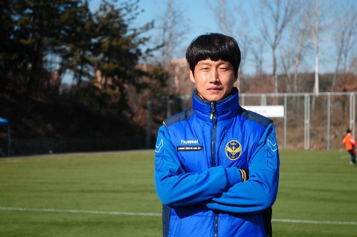  Thầy mới của Công Phượng từng muốn Incheon United cấm cửa ngoại binh - Ảnh 1.