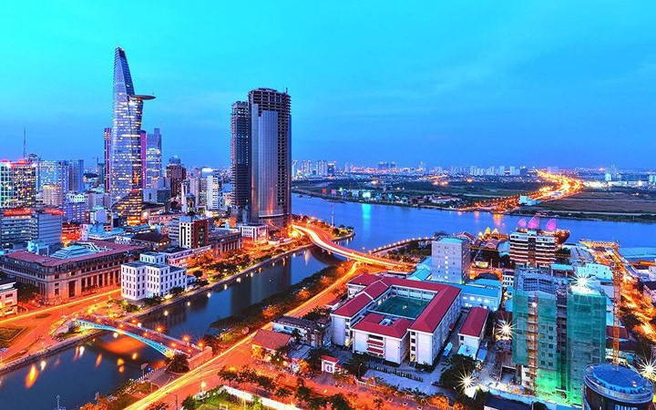 Chuyên gia: Tăng trưởng kinh tế Việt Nam cần giảm phụ thuộc vào FDI và tín dụng ngân hàng