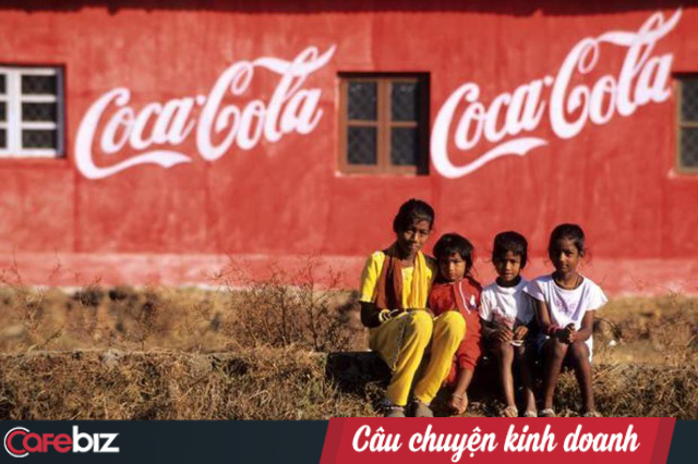 Mua đứt đối thủ, kết liễu nhãn hiệu nội địa: Coca-Cola 2 lần nuốt chửng thị trường Ấn Độ bất chấp sự hà khắc của chính phủ - Ảnh 1.